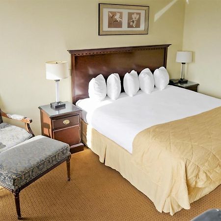 Economy Hotel Plus Wichita Extérieur photo